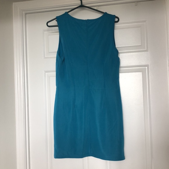 Short blue dress - Picture 2 of 3